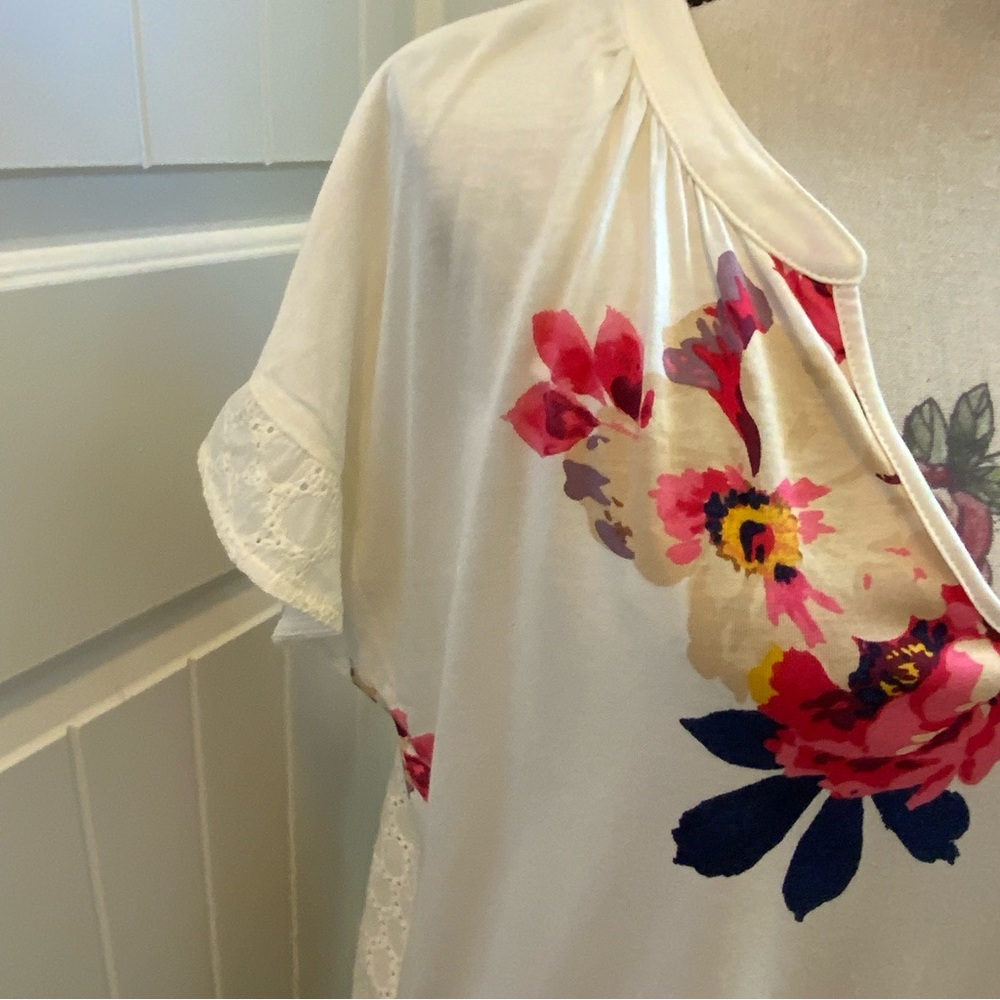 NEW Joules sz 14 floral tee with eyelet - Picture 2 of 7